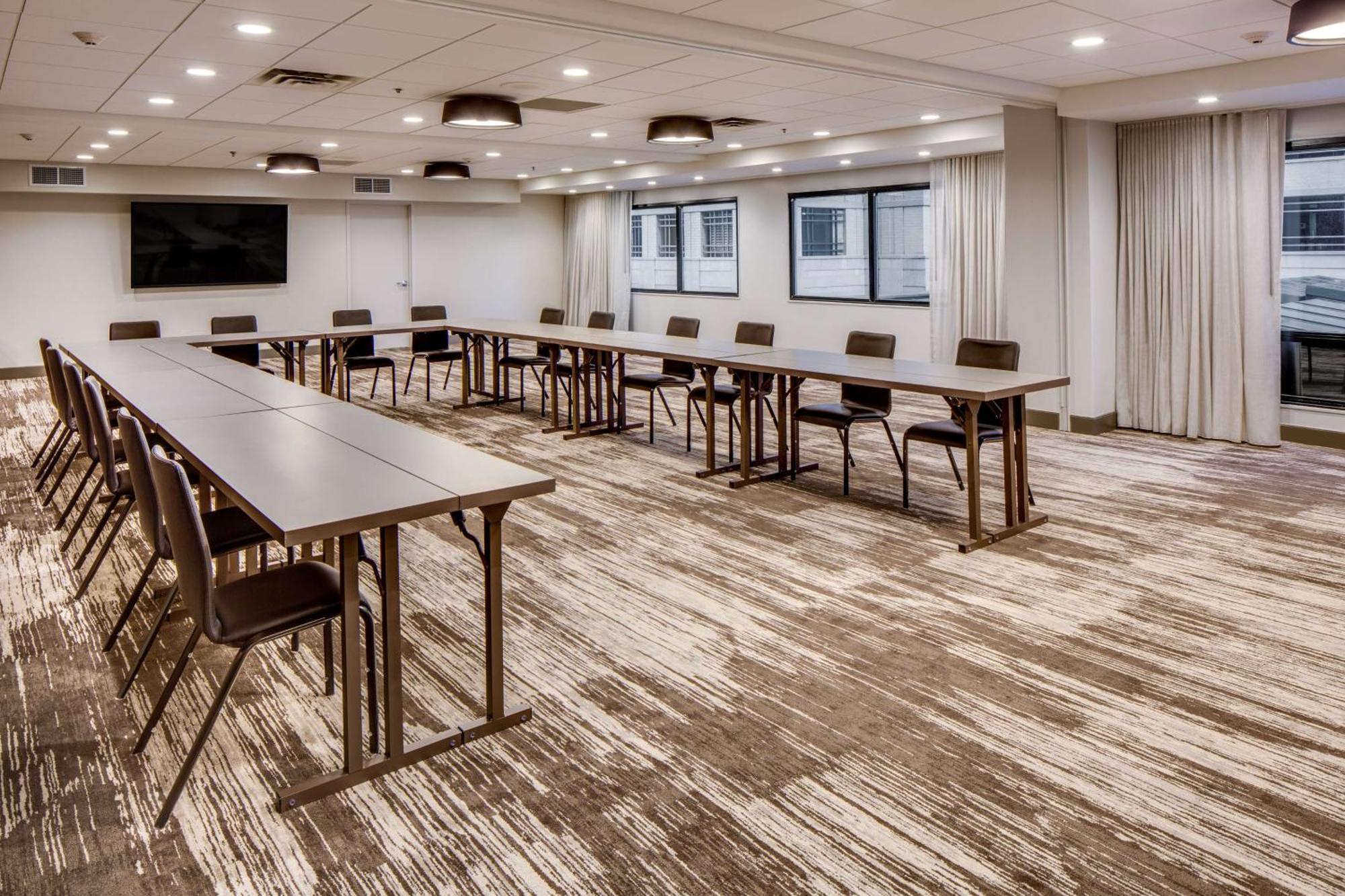 Doubletree By Hilton Hotel & Suites Τζέρσεϊ Εξωτερικό φωτογραφία